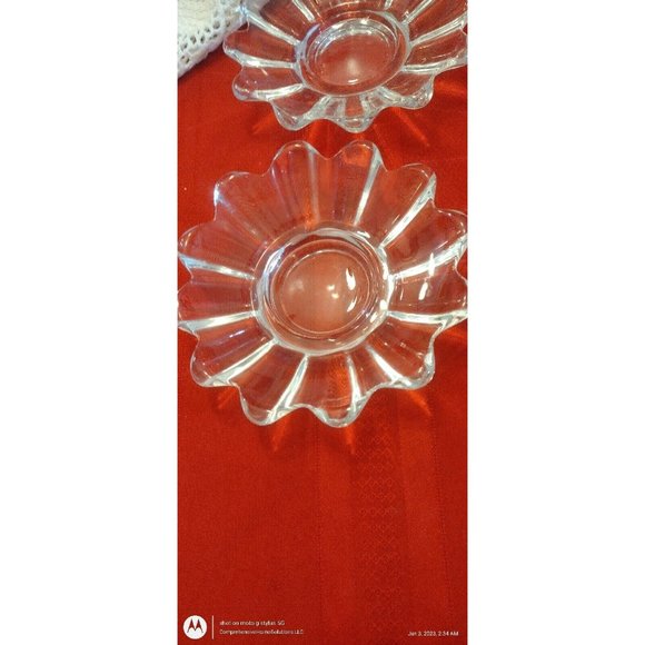 3 PCs Glass Flower Shaped Dish 12 Petals Trinket Bowl Candle Drip Dish - Picture 4 of 6